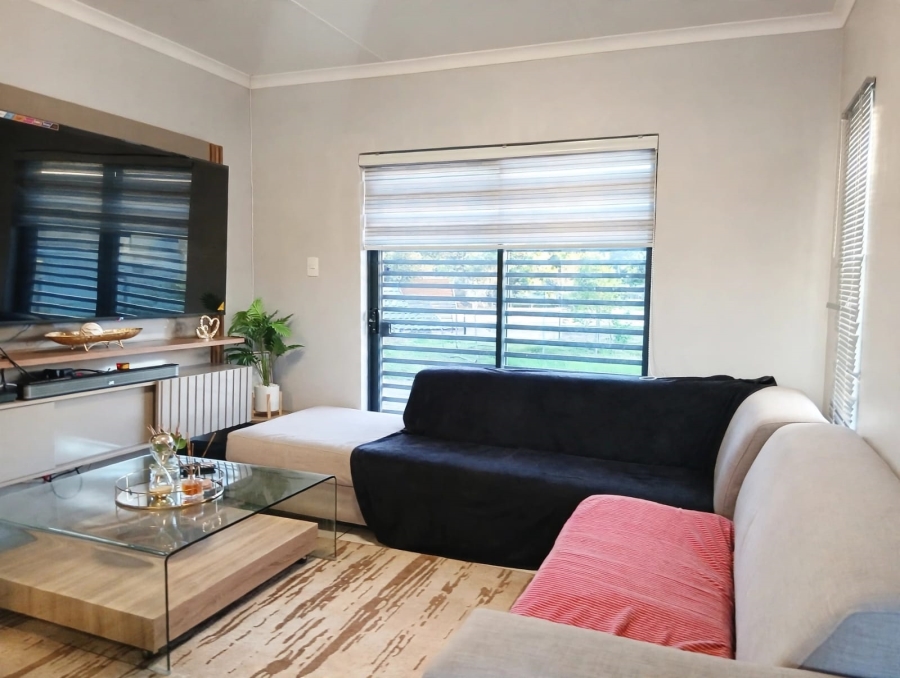 3 Bedroom Property for Sale in Waterkloof East North West